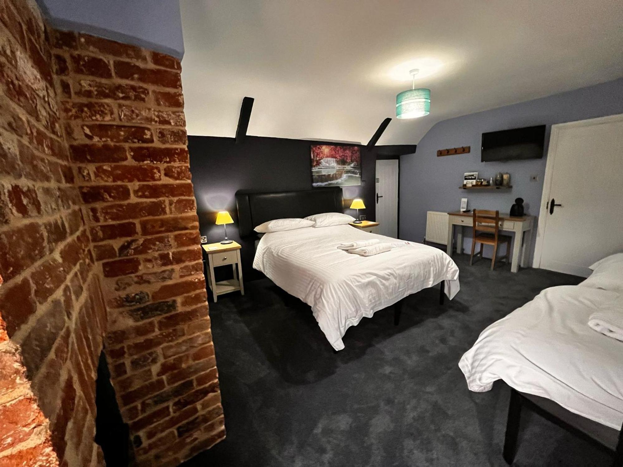 Bed and Breakfast Old Manor House Axbridge Экстерьер фото