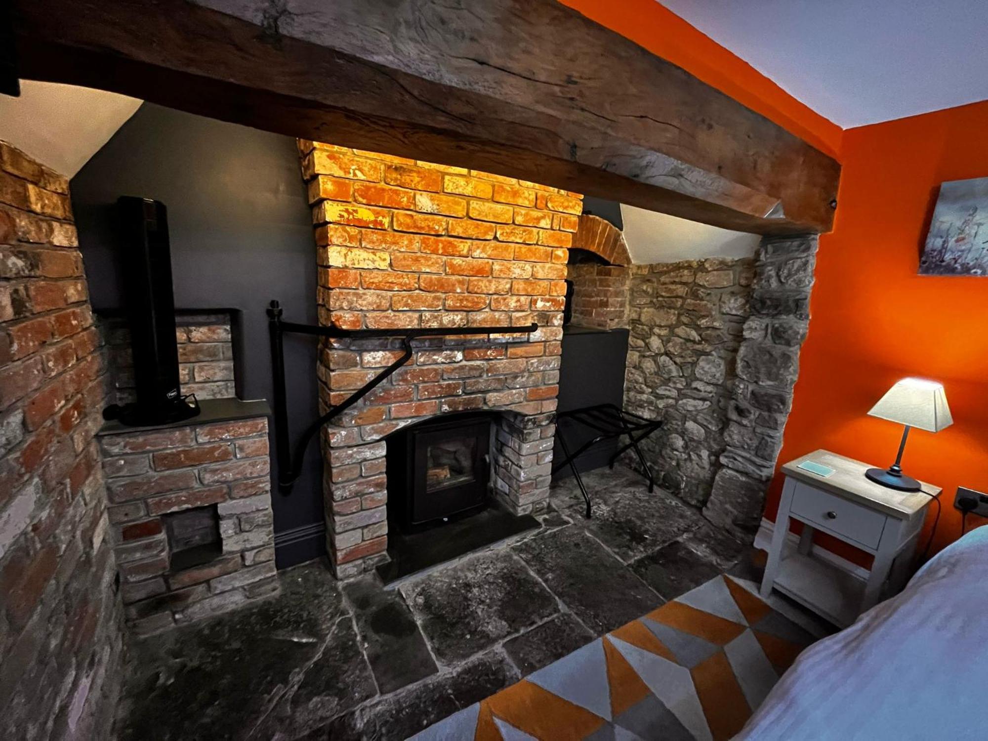 Bed and Breakfast Old Manor House Axbridge Экстерьер фото