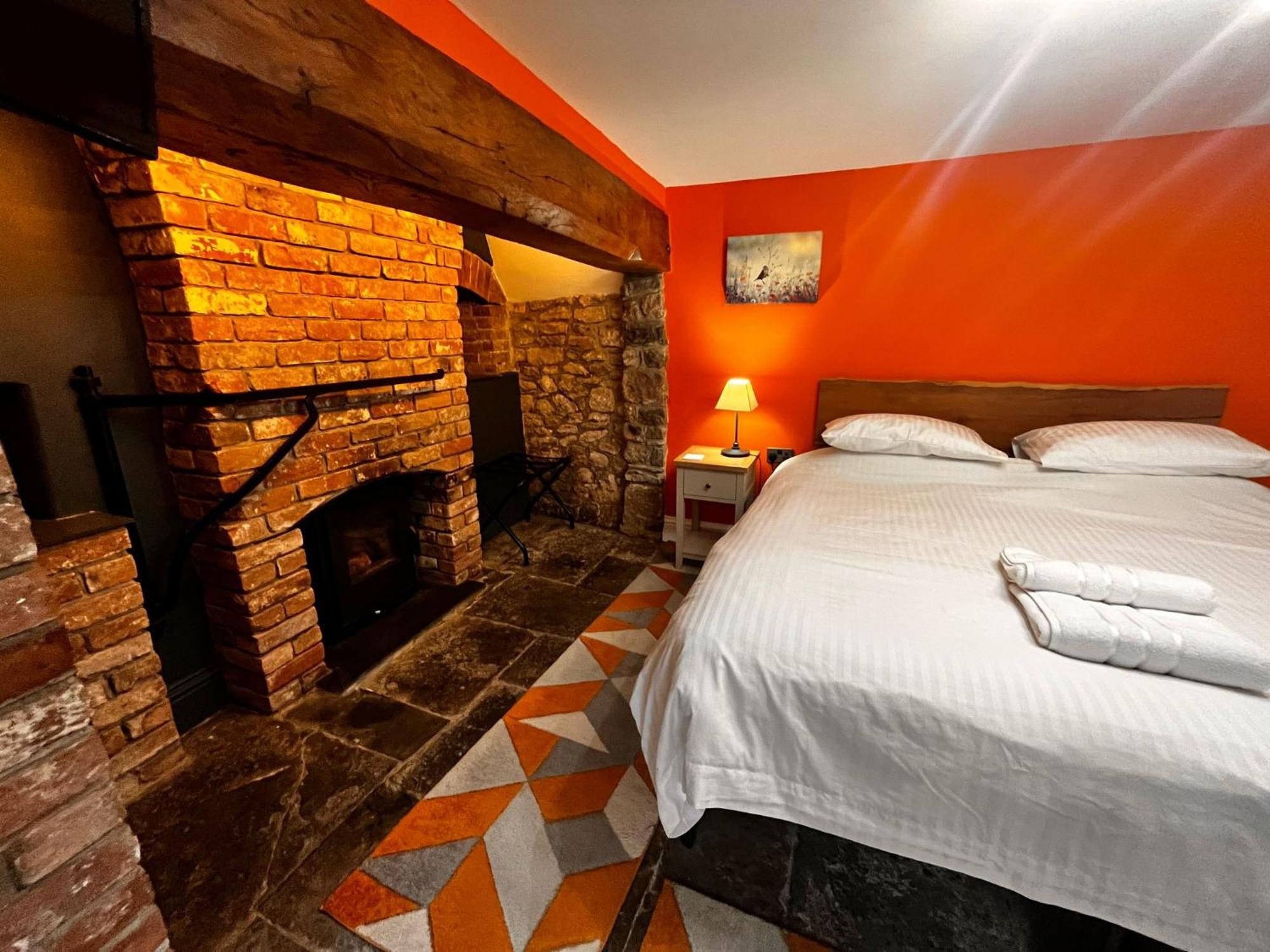 Bed and Breakfast Old Manor House Axbridge Экстерьер фото