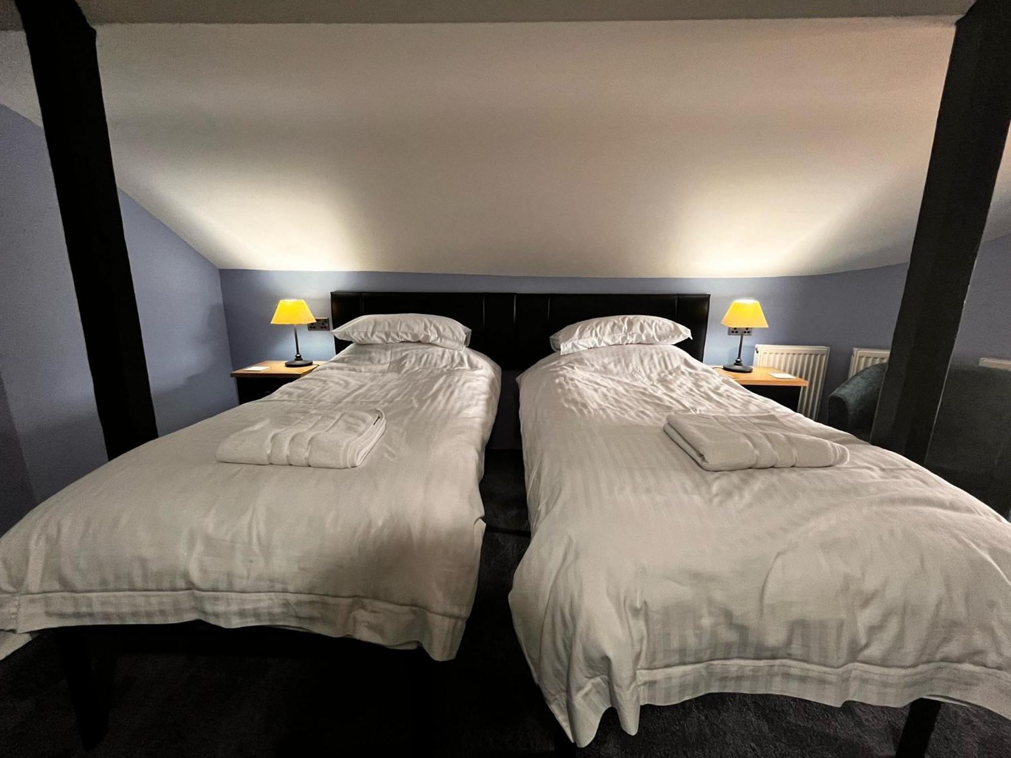 Bed and Breakfast Old Manor House Axbridge Экстерьер фото