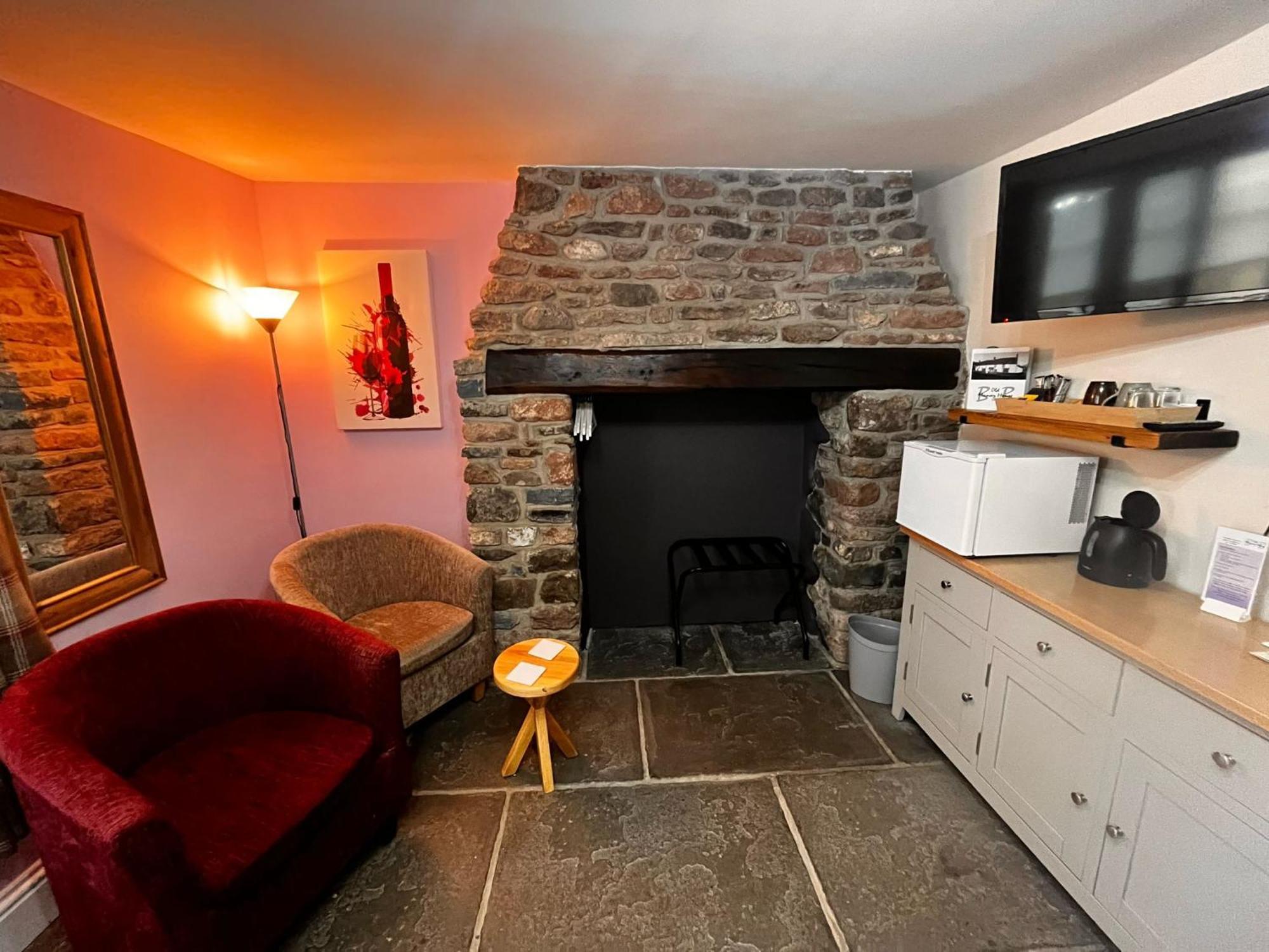 Bed and Breakfast Old Manor House Axbridge Экстерьер фото