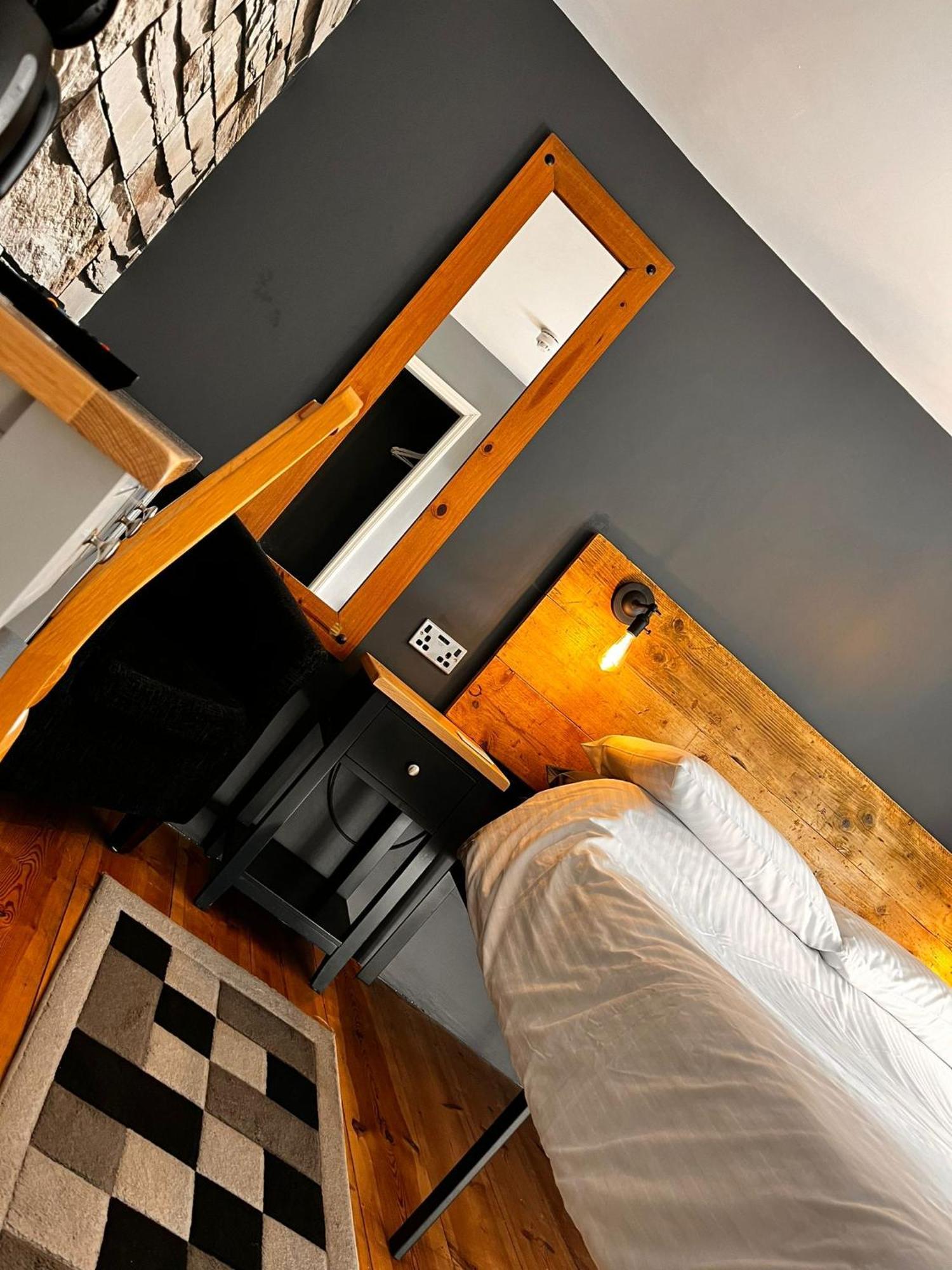 Bed and Breakfast Old Manor House Axbridge Экстерьер фото
