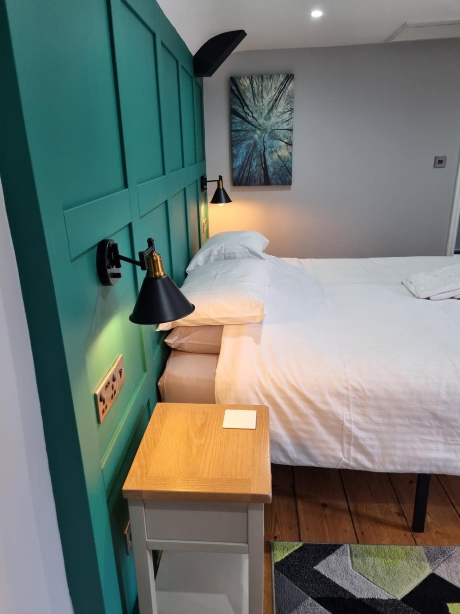 Bed and Breakfast Old Manor House Axbridge Экстерьер фото